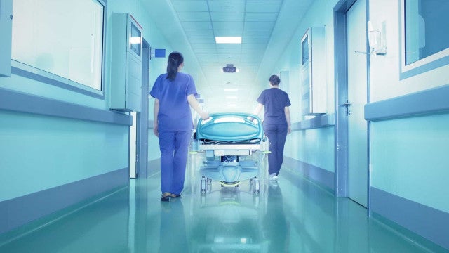 Estagiárias de hospital debocham de pacientes no AM