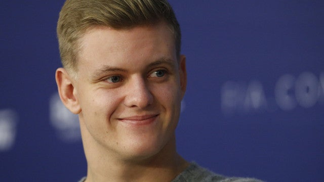 McLaren faz acordo com a Mercedes e terá Mick Schumacher como piloto reserva