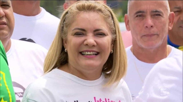 Morando na Noruega, ex-esposa de Bolsonaro perde a nacionalidade brasileira