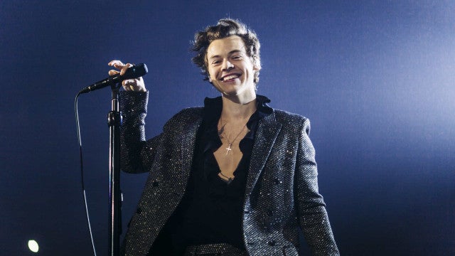 Harry Styles beija homem na boca e causa uma nova polêmica sobre ‘queerbaiting’