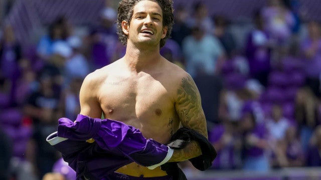 Pato diz que ‘carinho’ o levou ao São Paulo para tratar lesão: ‘É a minha casa’