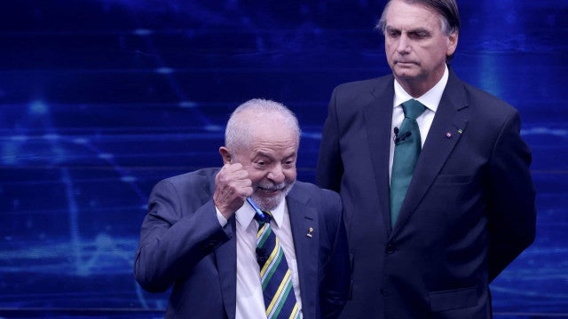 ‘Populistas, Lula e Bolsonaro erram na economia’
