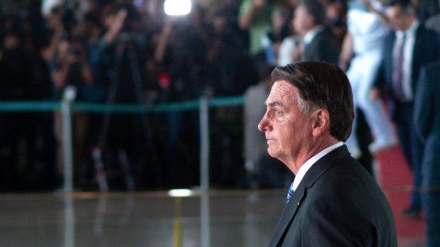 Bolsonaro vai palestrar em evento de organização associada ao ataque ao Capitólio