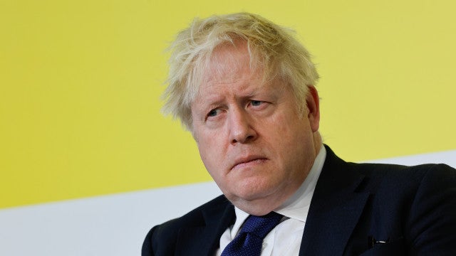 Boris diz que é momento de ‘esquecer Putin’ e enviar caças à Ucrânia