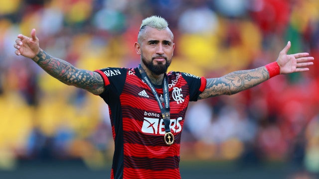 Vidal volta a mostrar insatisfação no Fla e gera preocupação antes do Mundial