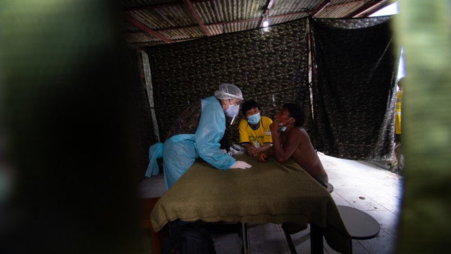 Número de médicos passa de 500 mil no país, mas má distribuição é desafio