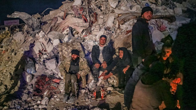 Mortes após terremoto na Turquia e na Síria ultrapassam 11 mil