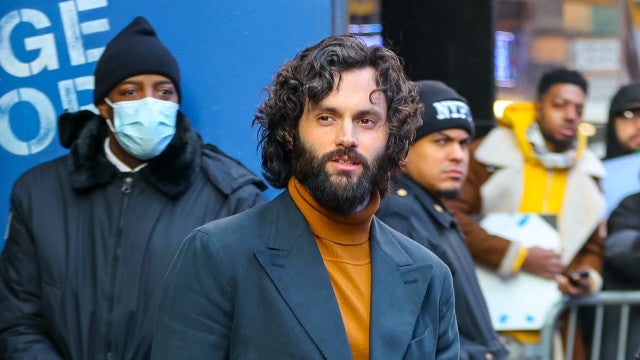 Penn Badgley pediu que ‘You’ tivesse menos cenas de sexo por causa da esposa