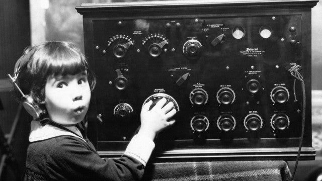 Primeira novela brasileira foi lançada no rádio; sabe qual foi?