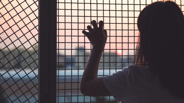 Tráfico humano: Mais de 20 milhões de pessoas ao redor do mundo são vítimas anualmente desse crime