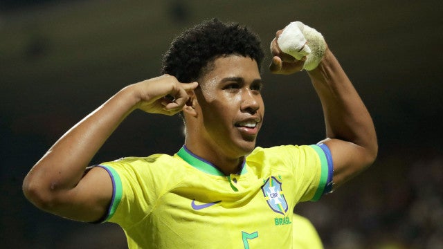 Andrey Santos, jovem vendido ao Chelsea por R$ 68 mi, está a caminho do Palmeiras