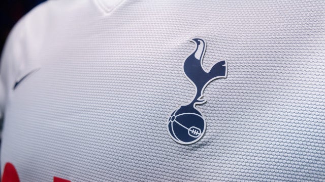 Tottenham cobra rigor de plataformas de mídias sociais após racismo contra Son