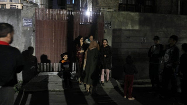 Pavor: Terremoto de 6,5 graus mata 11 em Afeganistão e Paquistão.