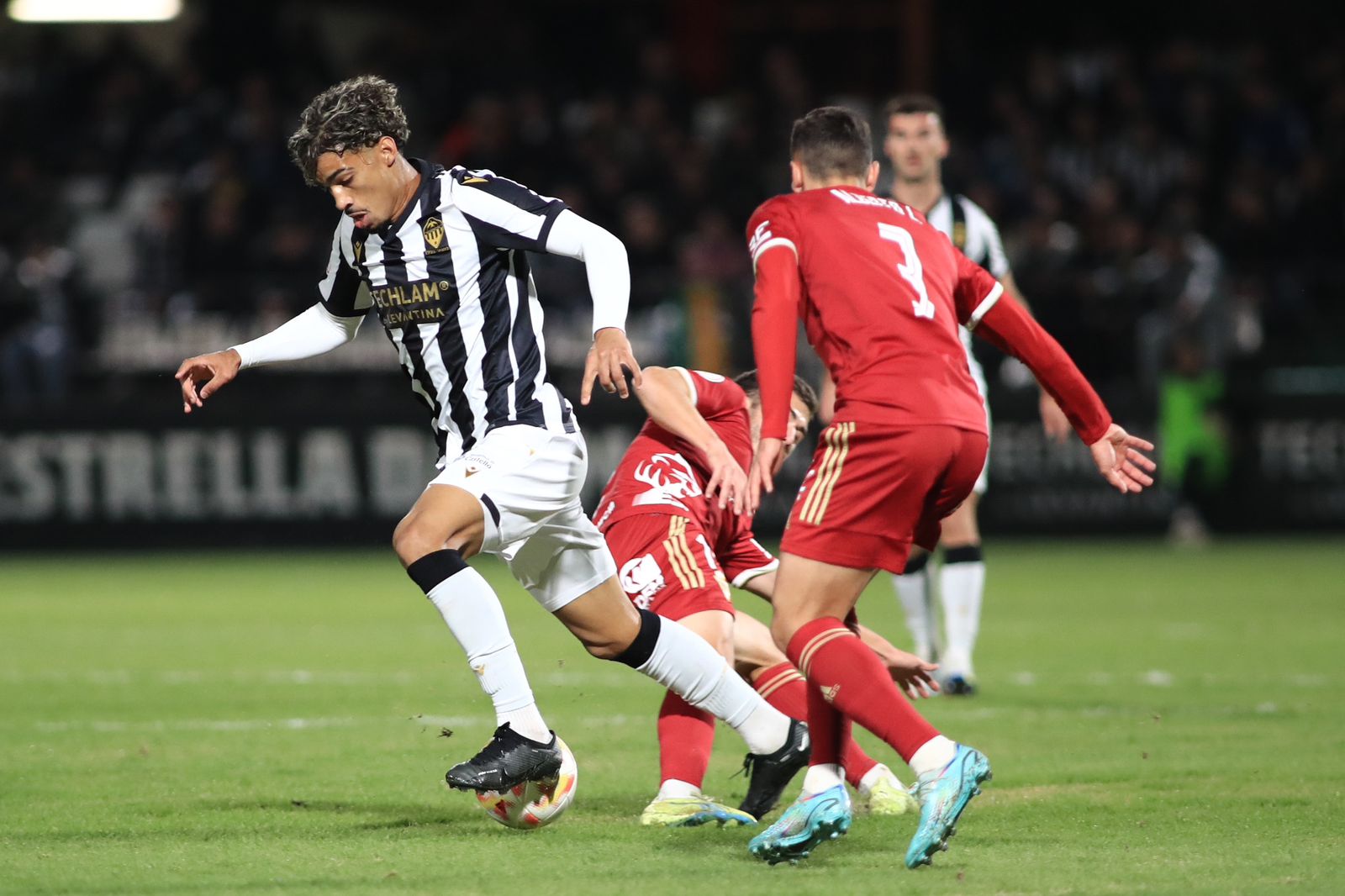 Brasileiro Fabrício revela desejo de recolocar Castellón na segunda divisão espanhola após dois anos