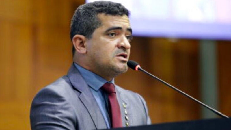 Deputados e policiais debatem formação, progressão na PM e Bombeiros em Mato Grosso