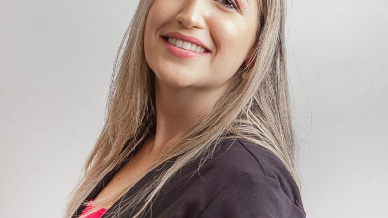 Psicóloga lança livro infantojuvenil sobre masculinidade saudável