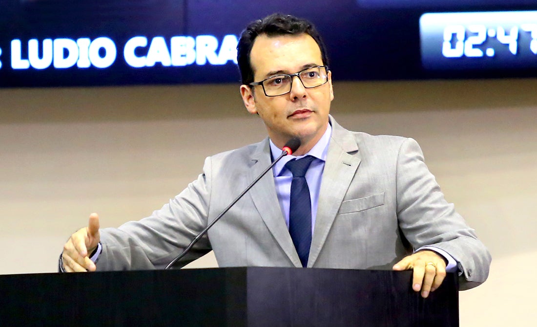 Deputado apresenta projeto obrigando concessionárias a informar consumidores sobre presença de agrotóxicos na água