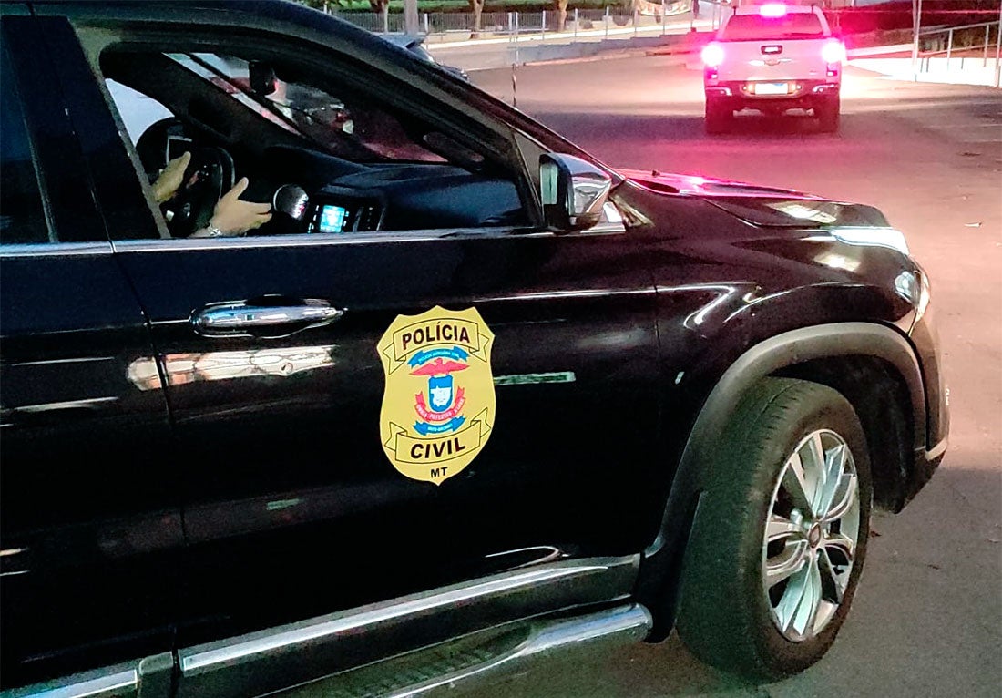Polícia prende 2 e afasta 3 servidores por suposto desvio de dinheiro na área da saúde em Cuiabá