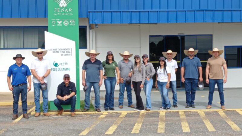 PRODUTORES RURAIS VISITAM CT EM SORRISO PARA CONHECER ESTRUTURA