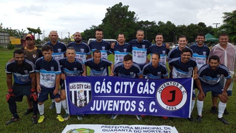 Equipe de veterano de Guarantã do Norte passa de fase no campeonato de veterano em Sinop