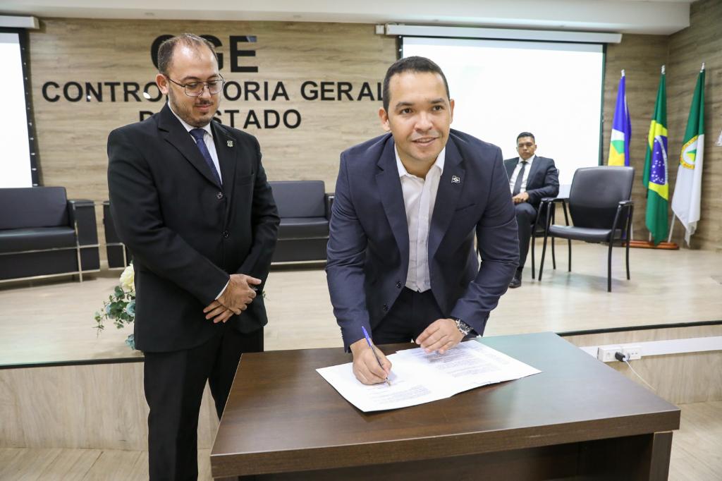 Controladoria firma acordo com municípios para promover boas práticas em Mato Grosso