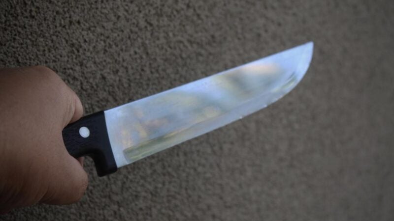 Mulher esfaqueia homem que não pagou ‘programa sexual’