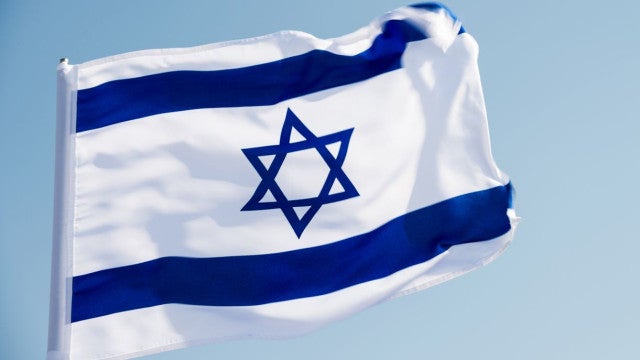 Parlamento de Israel aprova lei que impede afastamento de premiês pela Justiça