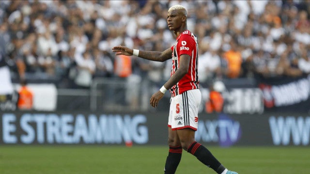 Ceni ajusta defesa são-paulina com Arboleda de volta para ser o ‘líder’ do setor