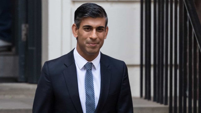 Sunak aperta cerco contra migração irregular com projeto de lei mais rigoroso