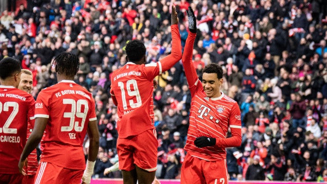 Bayern atropela Augsburg no 1º tempo e mantém a liderança no Campeonato Alemão