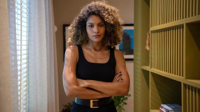 Atriz Barbara Reis é hospitalizada após comer pizza congelada