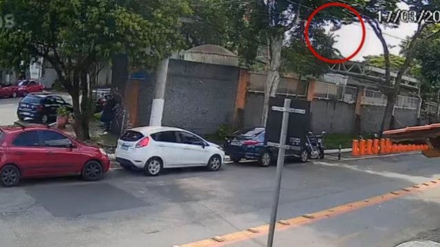 Vídeo mostra momento exato da queda de helicóptero na zona oeste de SP