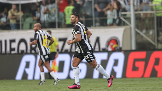 Hulk marca, Atlético-MG bate Athletic e vai para a 16ª final seguida do Mineiro