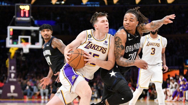 Reaves comanda reabilitação dos Lakers diante Magic; Bucks e Nuggets vencem