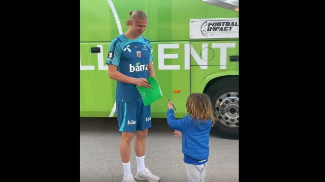 O gesto de Haaland para com uma criança que está encantando a web