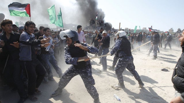 Israelenses entram em greve geral e interrompem voos contra reforma judicial