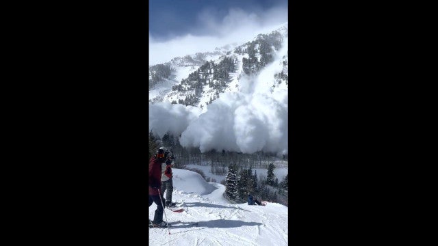 Grupo de esquiadores flagra avalanche em "nuvem de pó" nos EUA