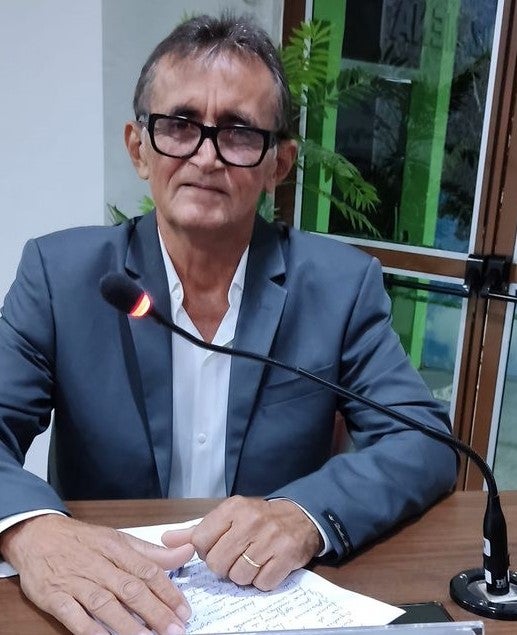 José França Solicita recuperação de ruas nos Bairros Araguaia, Jardim das Palmeiras e Aliança