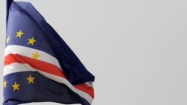 Nove mortos em acidente durante combate a incêndio em Cabo Verde