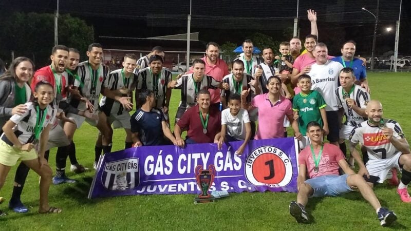 Presidente Valcimar parabeniza Juventos/ City Gás e Black White pela emocionante final no campeonato municipal de Futebol Sete