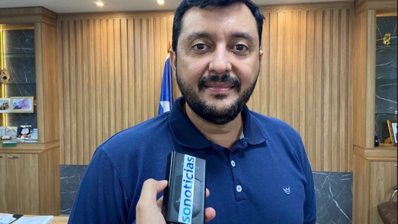 Secretário e prefeito inspecionam obra de escola técnica que deve ficar pronta este ano