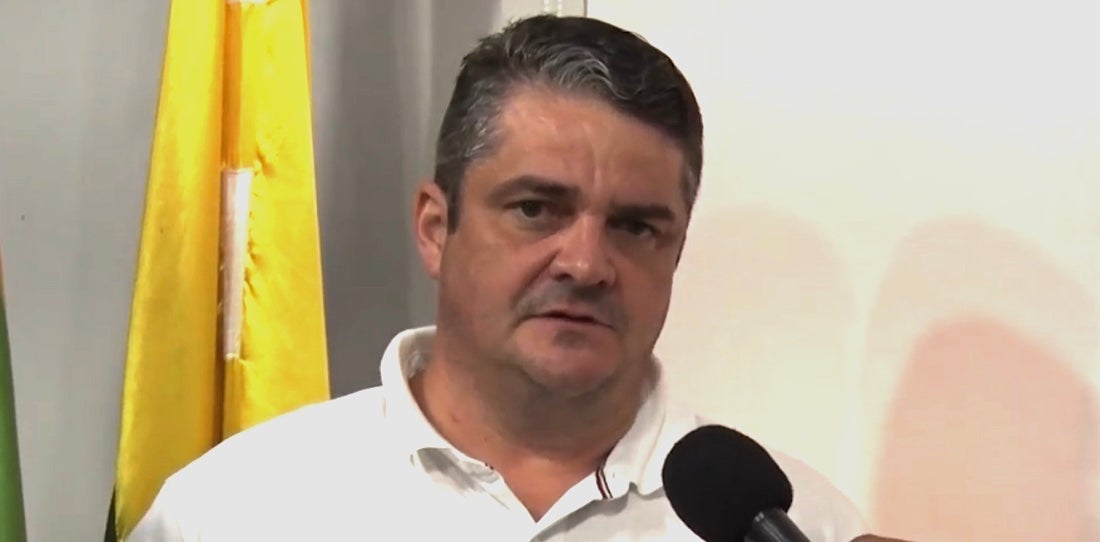 Prefeito de Guarantã diz que alunos que postarem fake news de violência ou foram as escolas armados serão expulsos