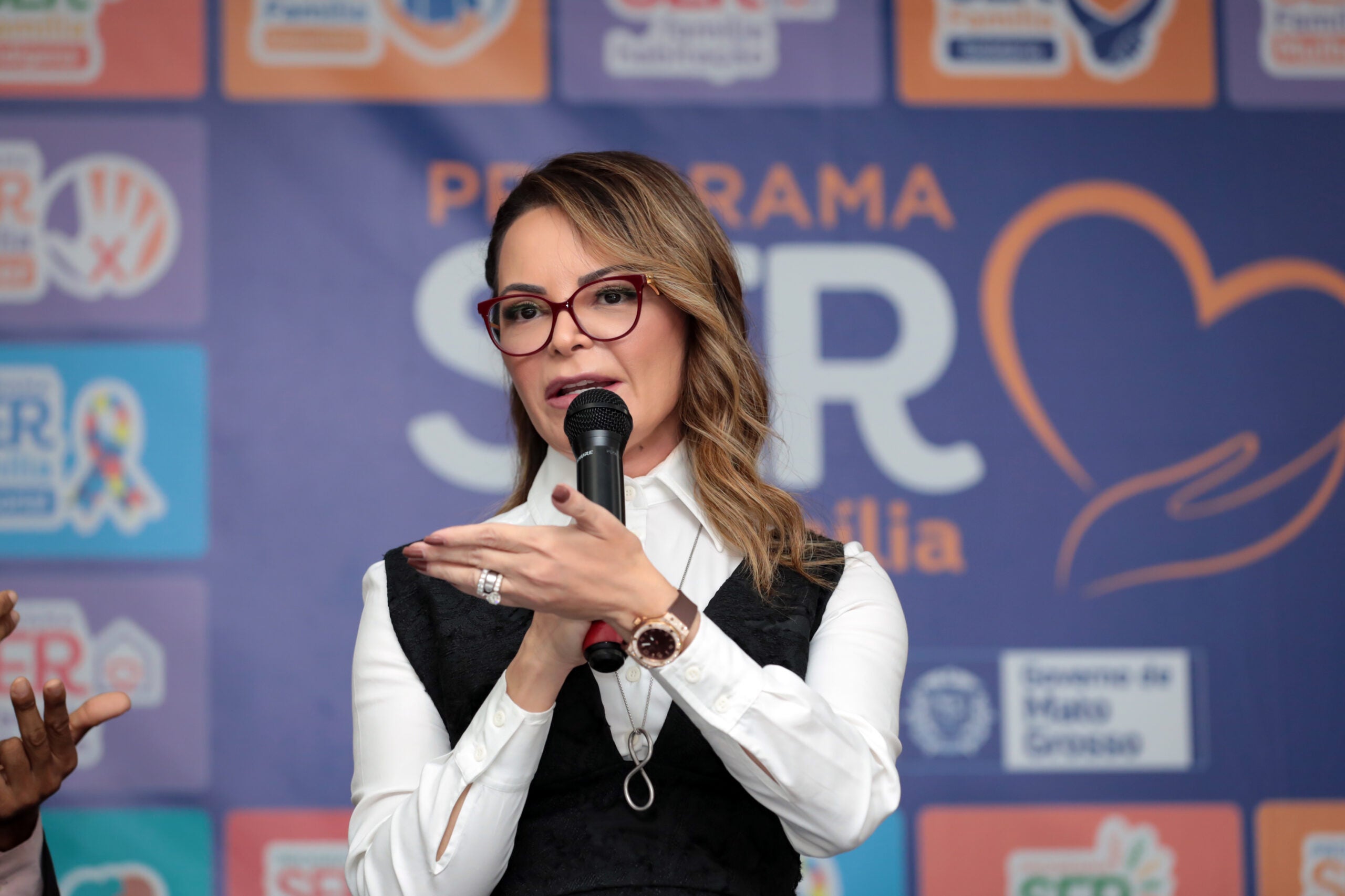 Primeira-dama anuncia reajuste de 300% em repasses da Assistência Social para municípios de MT