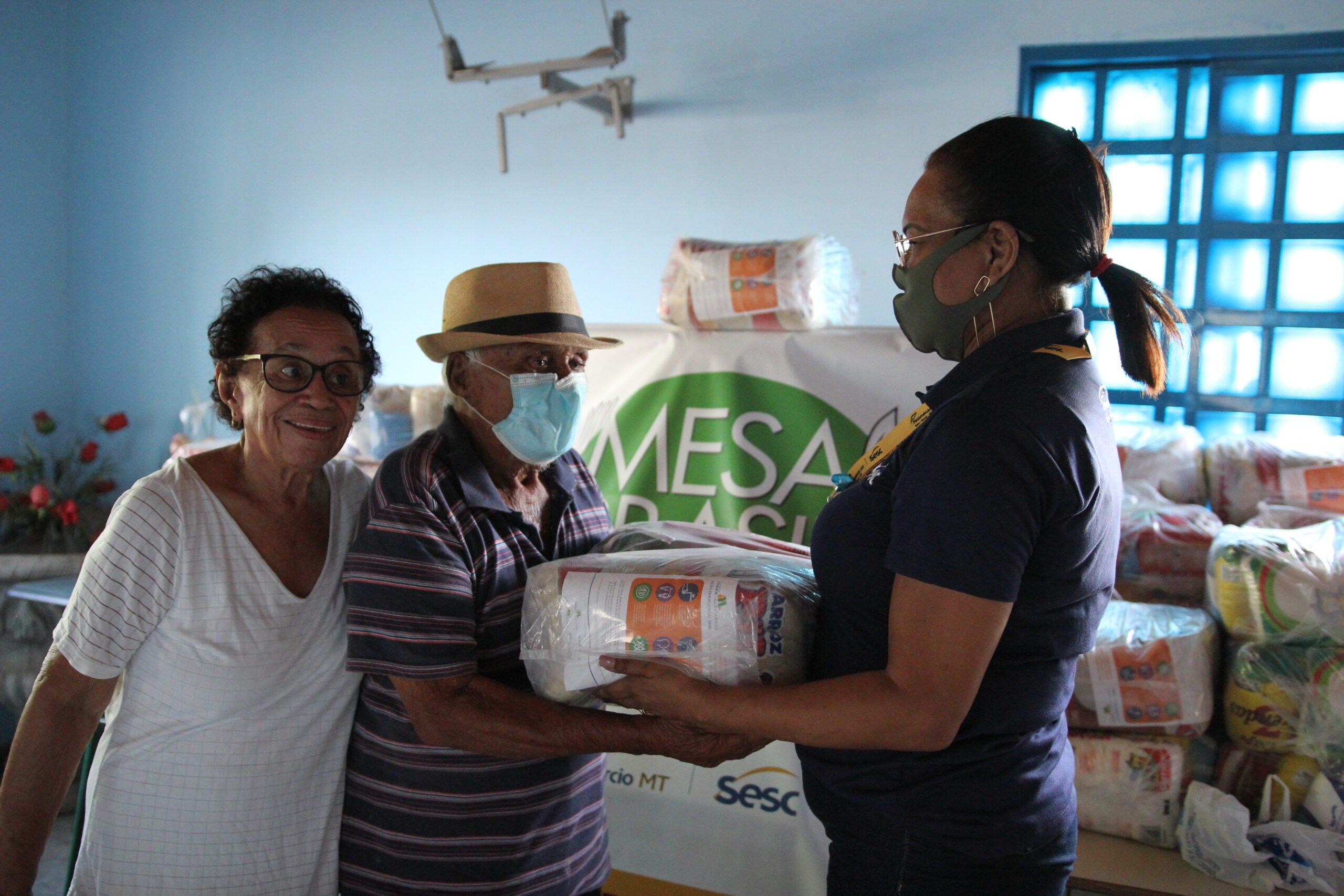 Sistema Fecomércio-MT distribui 2 toneladas de alimentos diariamente no estado