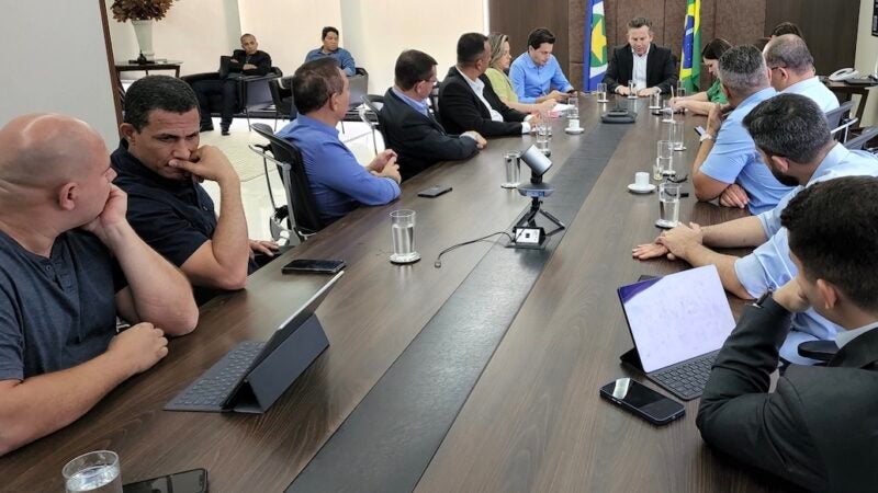 Mauro diz a vereadores e deputados federais que situação da Saúde em Cuiabá é dramática; intervenção ativou UTIs