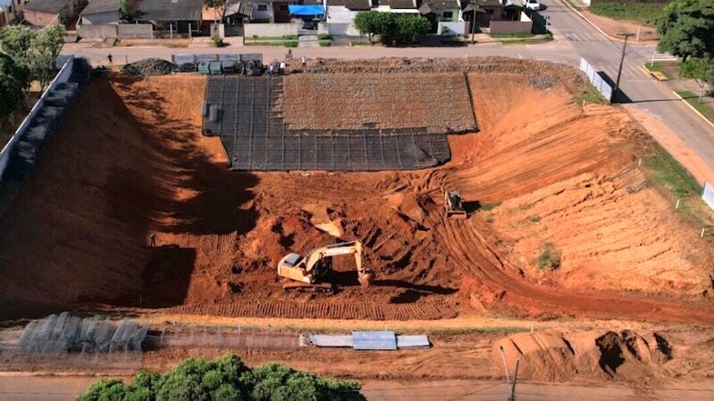 Nova Mutum: avança obras piscinas para macrodrenagem que vão acabar com alagamentos