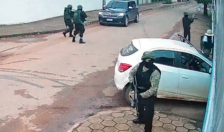 Mauro reforça com governadores e ministro mobilização policial para prender quadrilha que aterrorizou município em MT