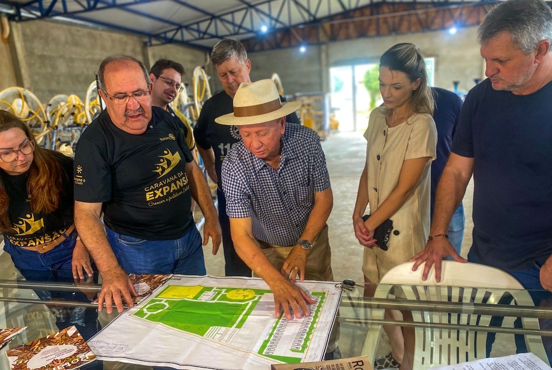 Sinop: entregues para prefeitura academias e parques infantis requeridos pelo Rotary