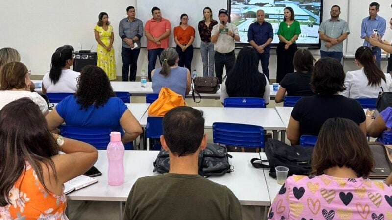 Sinop: Dorner sanciona reajuste salarial de 5,9% para professores municipais