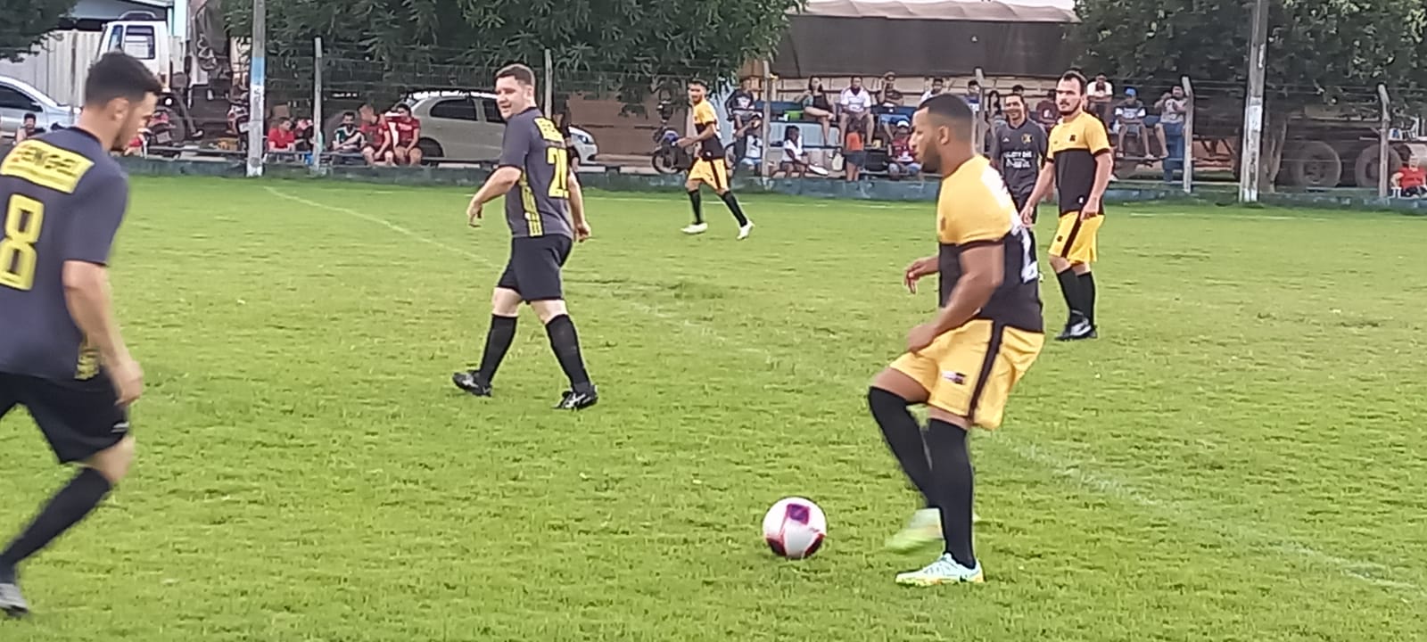 Saiu os quatro finalistas do campeonato municipal de futebol 7